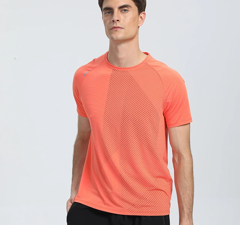 Quick Dry Men Running T-shirt Fitness Sports Top Gym Training Shirt Breathable Jogging Casual Sportswear